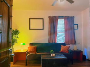Ironbound 4 bdrm Industrial Suite! FREE parking